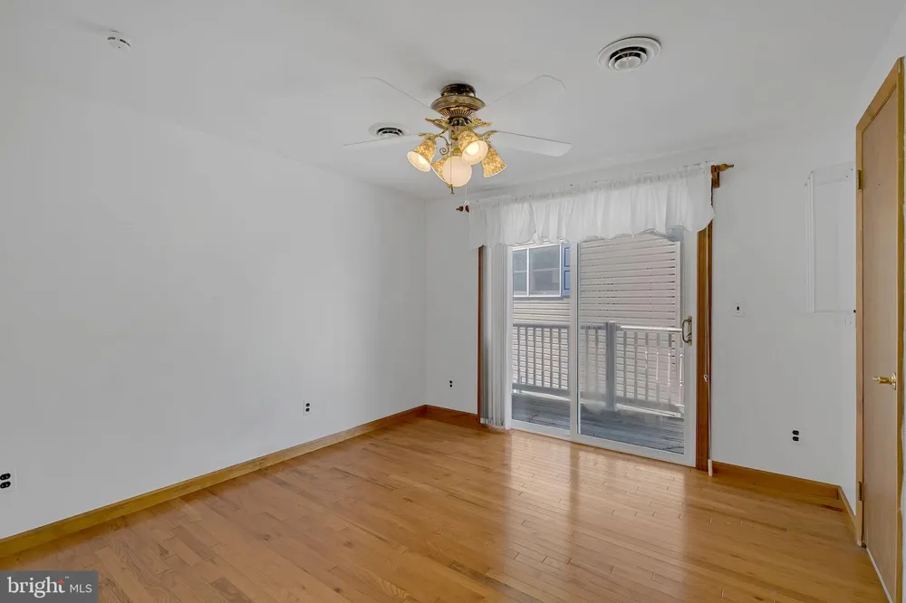 292 SEA HORSE DRIVE Colonial Beach, VA 22443