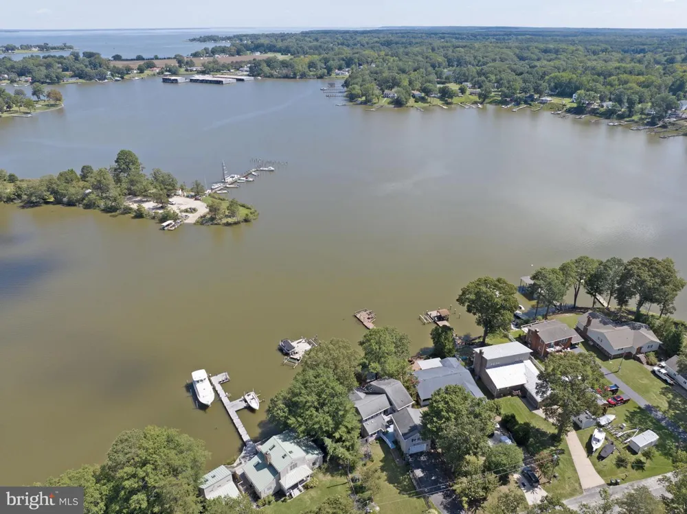 292 SEA HORSE DRIVE Colonial Beach, VA 22443