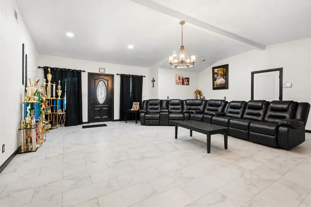 4747 Springdale Road Ardmore, OK 73401