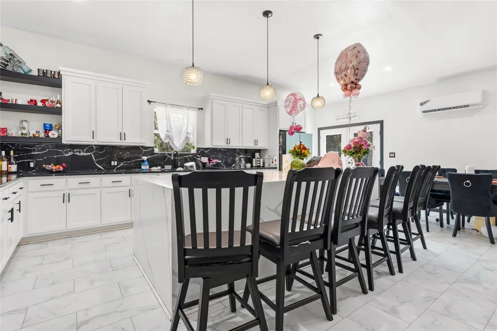 4747 Springdale Road Ardmore, OK 73401
