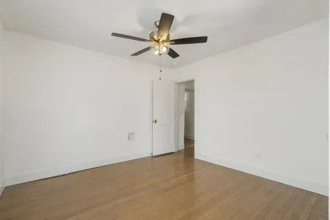 1402 Main Street