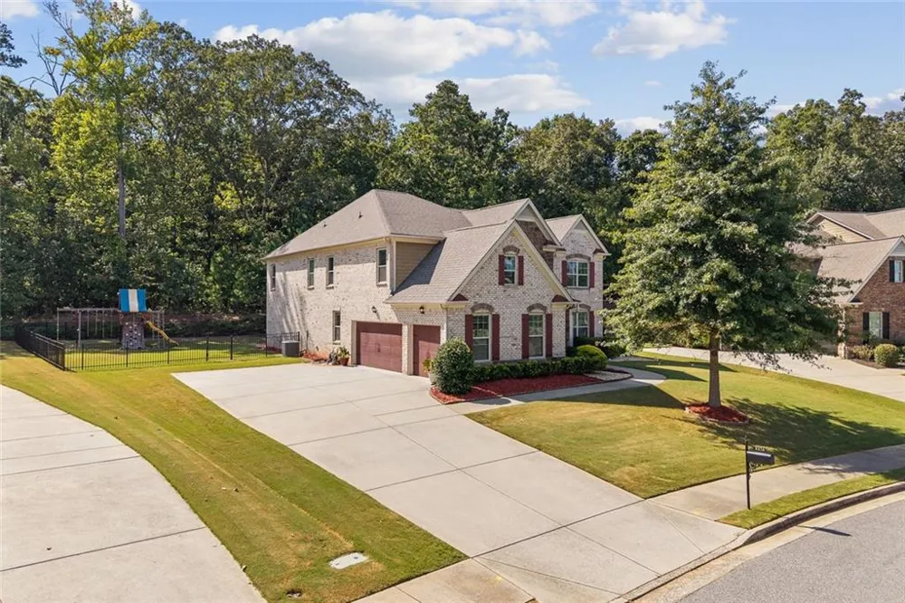 9270 Colham Drive Cumming, GA 30041