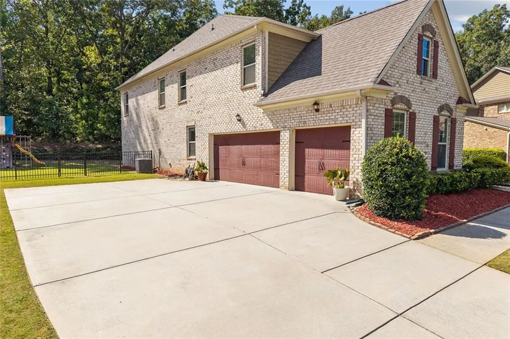 9270 Colham Drive Cumming, GA 30041