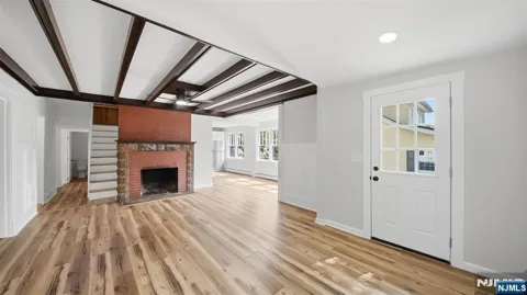 4 Merrie Trail