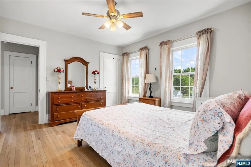 18 Chestnut Street Boonton Town, NJ 07005