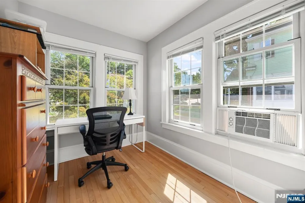 18 Chestnut Street Boonton Town, NJ 07005