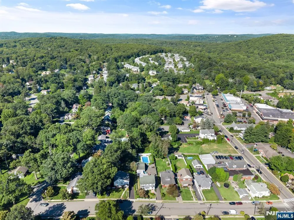 18 Chestnut Street Boonton Town, NJ 07005
