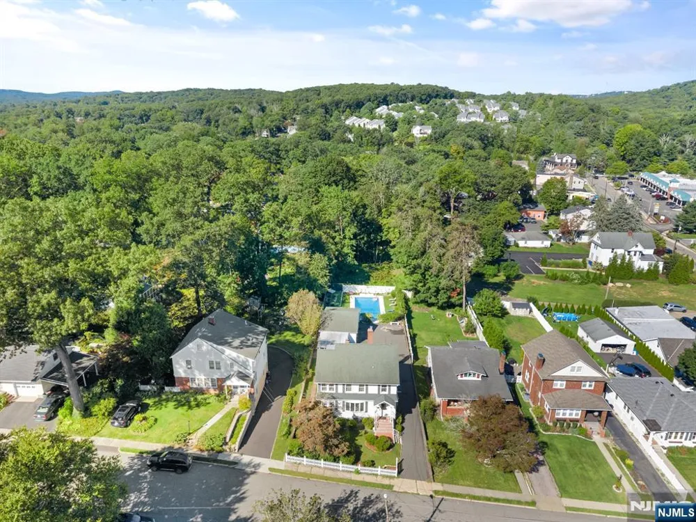 18 Chestnut Street Boonton Town, NJ 07005