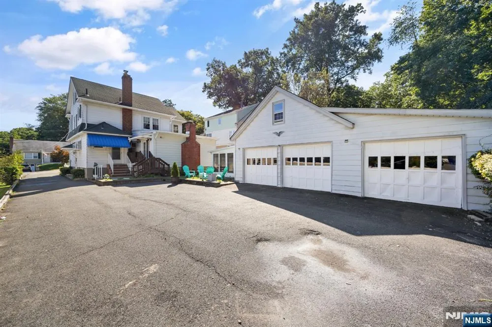 18 Chestnut Street Boonton Town, NJ 07005