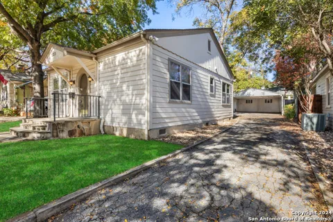 333 Redwood