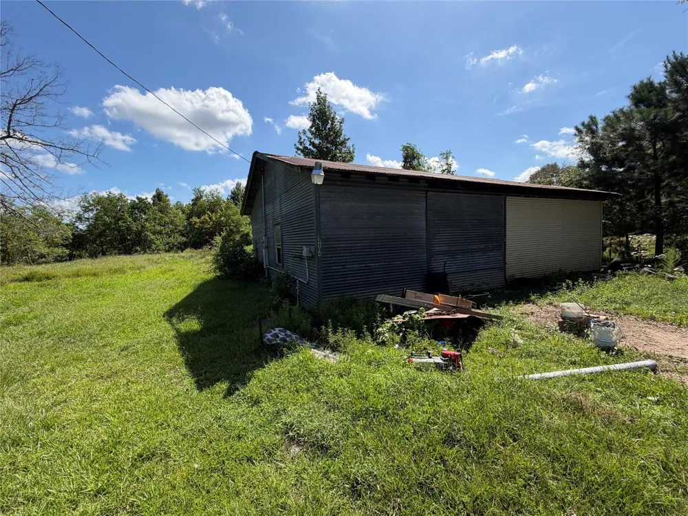 19514 Highway 321 Cleveland, TX 77327