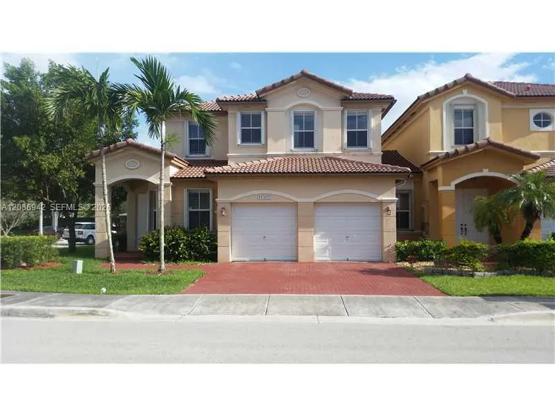 11312 NW 74th Ter #11312 Doral, FL 33178