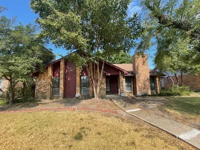 9401 Grant Drive Rowlett, TX 75088