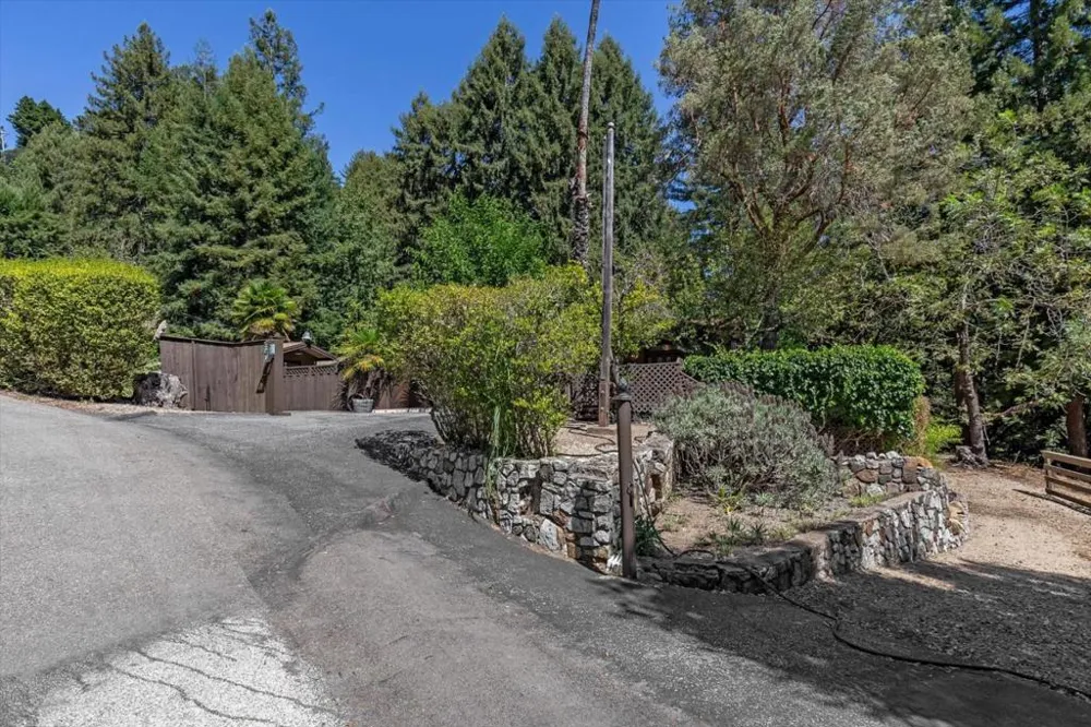 465 Sugarloaf Road Scotts Valley, CA 95066