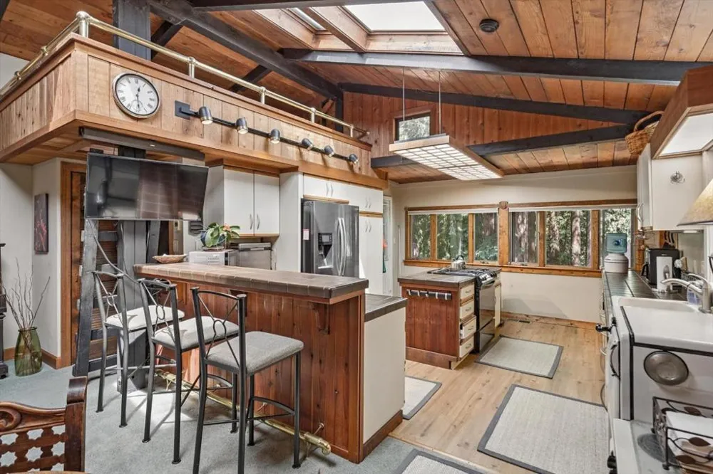 465 Sugarloaf Road Scotts Valley, CA 95066