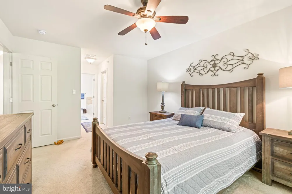 8 JAMIES COURT Warminster, PA 18974