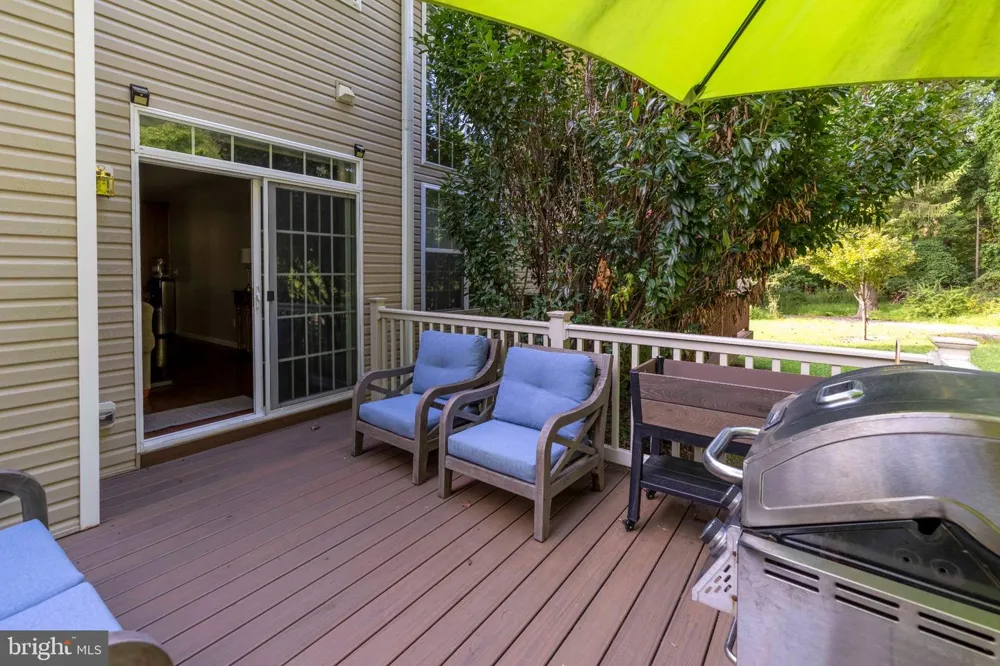 8 JAMIES COURT Warminster, PA 18974