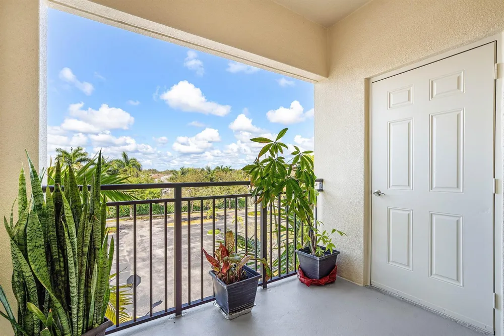 4907 MIDTOWN LANE #1416 Palm Beach Gardens, FL 33418