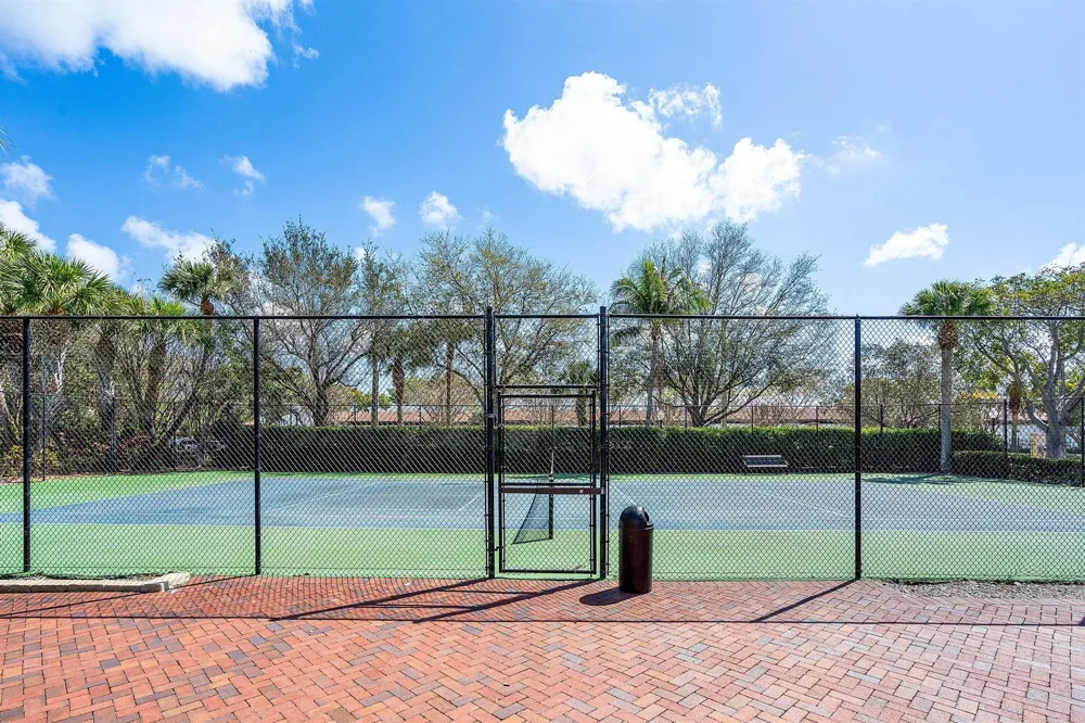 4907 MIDTOWN LANE #1416 Palm Beach Gardens, FL 33418
