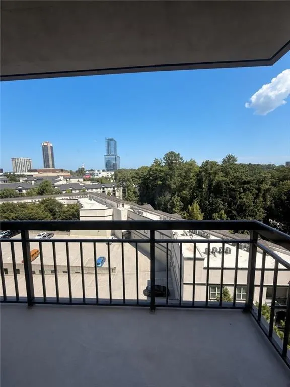 3481 Lakeside Drive NE #1502 Atlanta, GA 30326