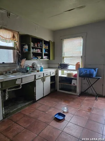 545 Cottonwood San Antonio, TX 78225
