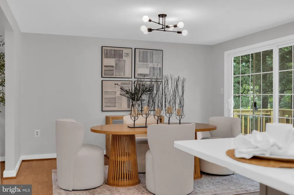 2283 DOSINIA COURT Reston, VA 20191