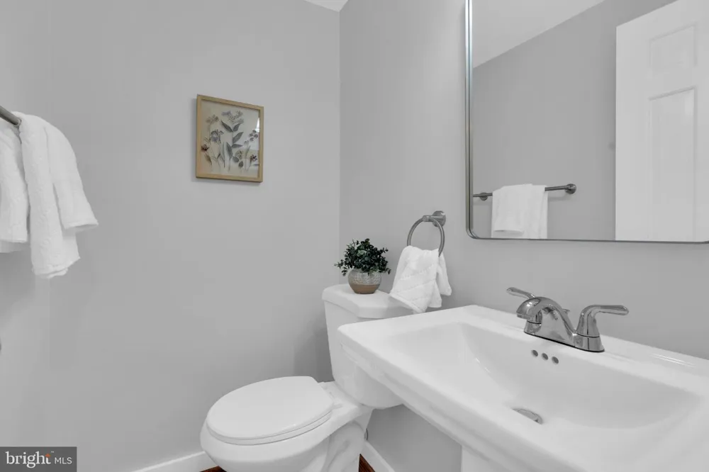 2283 DOSINIA COURT Reston, VA 20191