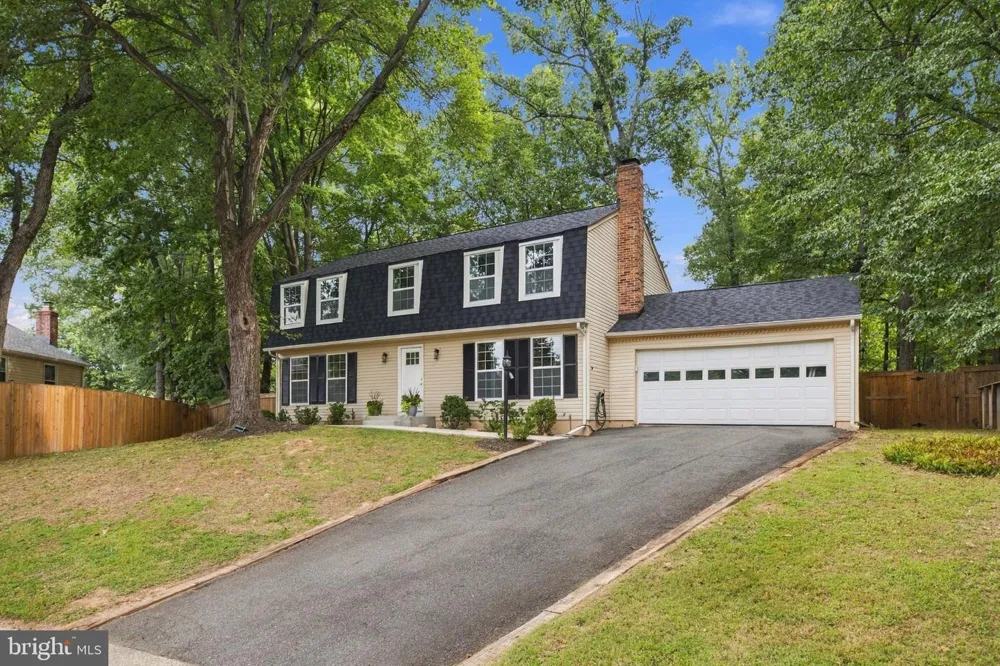 2283 DOSINIA COURT Reston, VA 20191