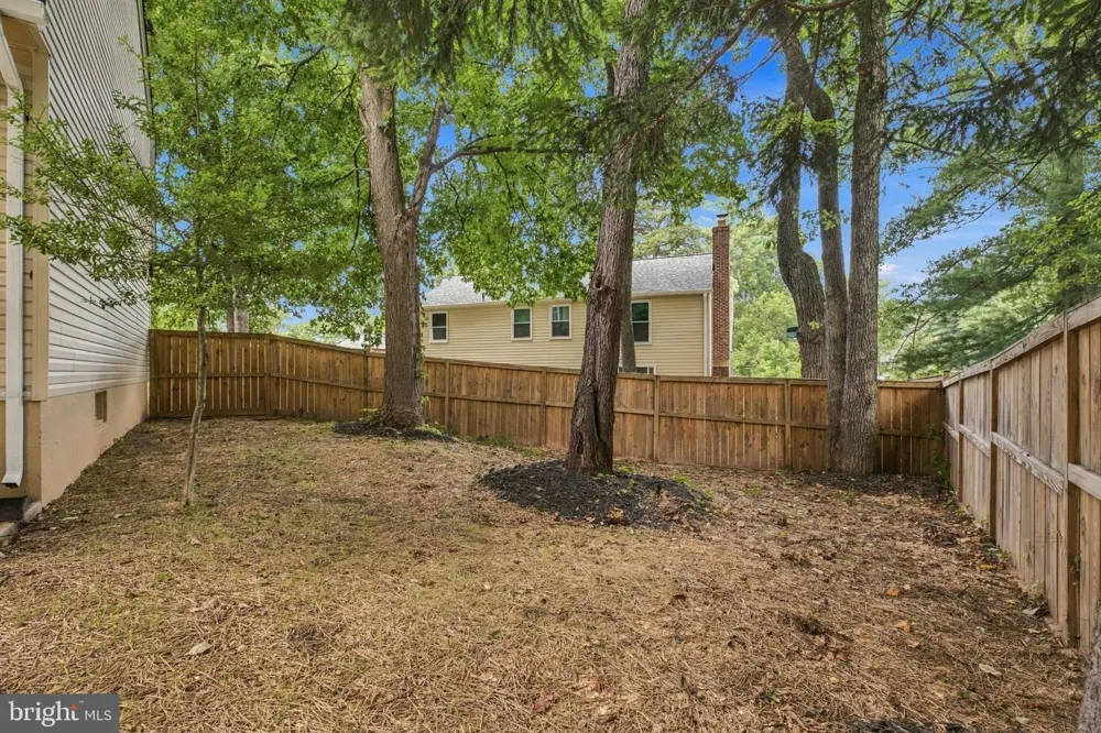 2283 DOSINIA COURT Reston, VA 20191