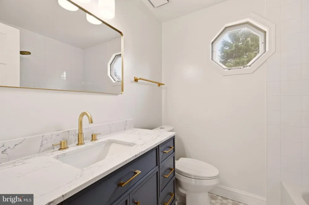 11117 MIDVALE ROAD Kensington, MD 20895