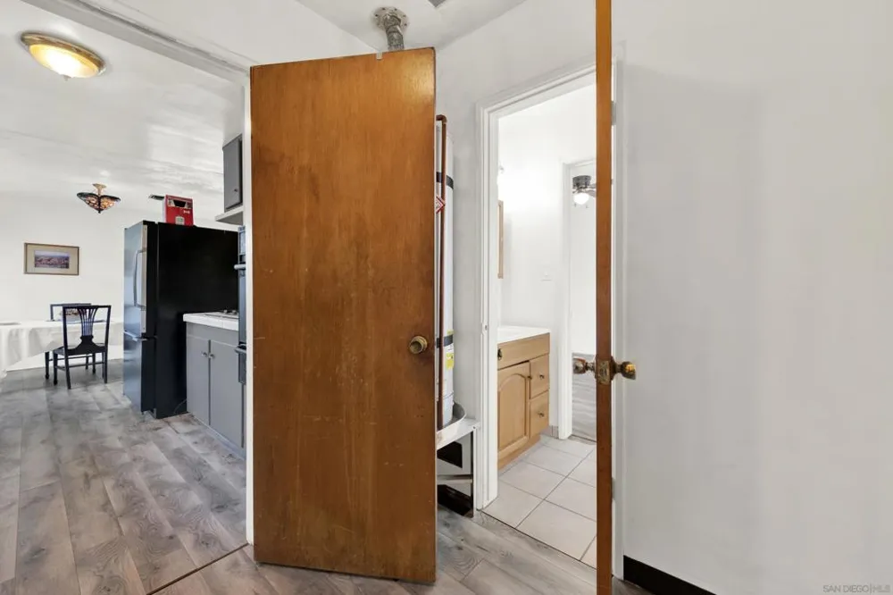 5562 Division San Diego, CA 92114