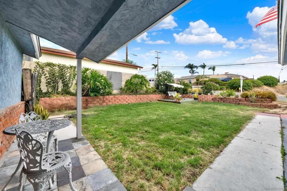 5562 Division San Diego, CA 92114