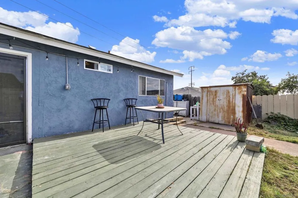 5562 Division San Diego, CA 92114