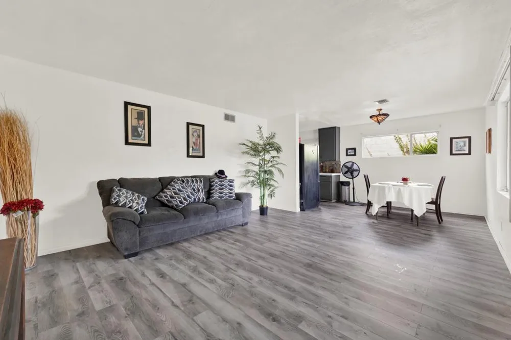 5562 Division San Diego, CA 92114