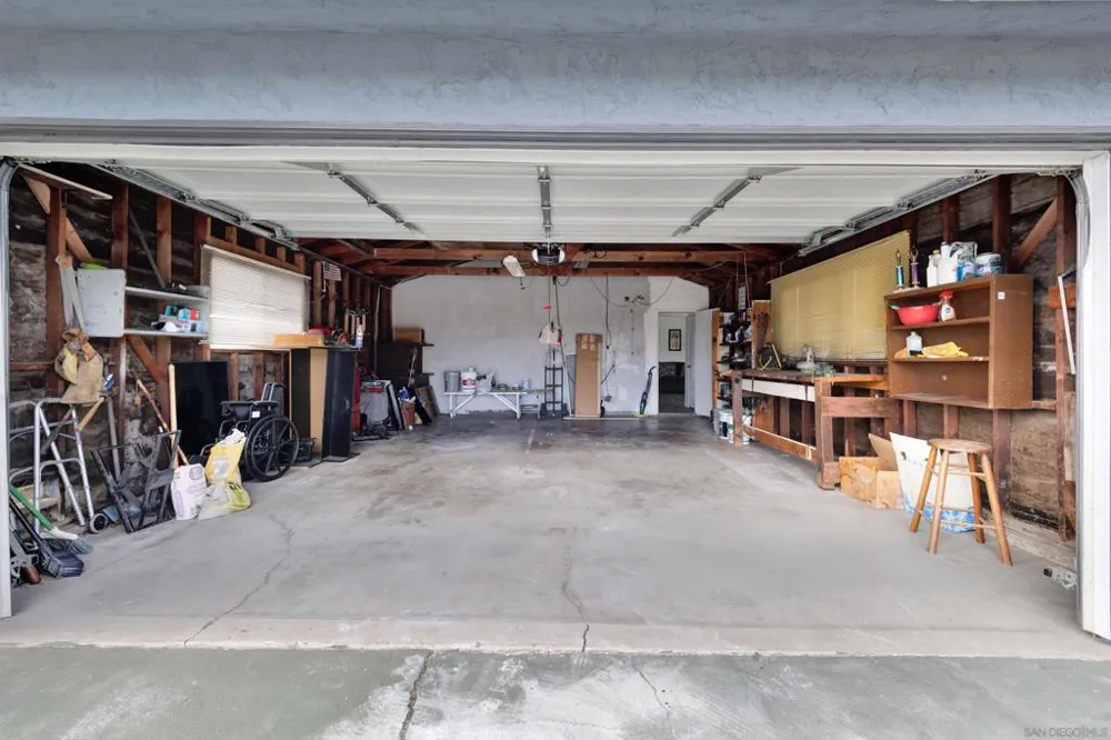 5562 Division San Diego, CA 92114