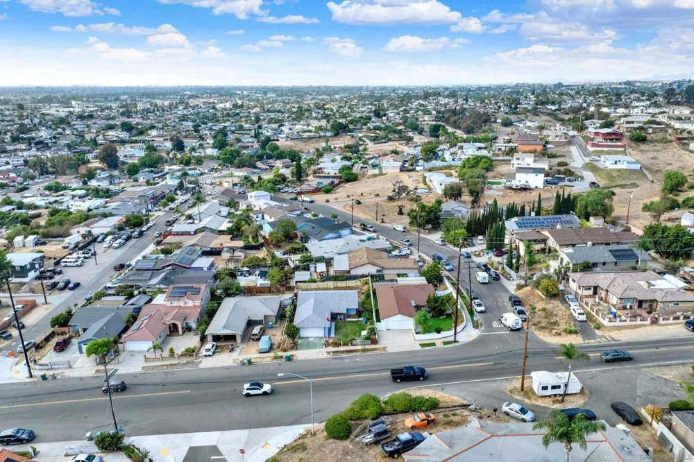 5562 Division San Diego, CA 92114