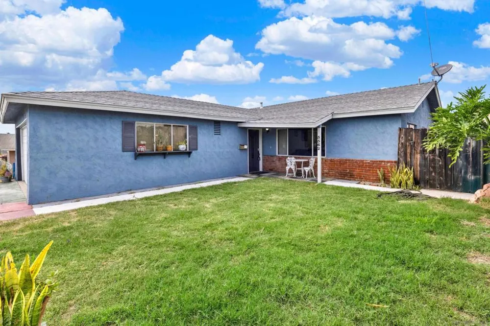 5562 Division San Diego, CA 92114