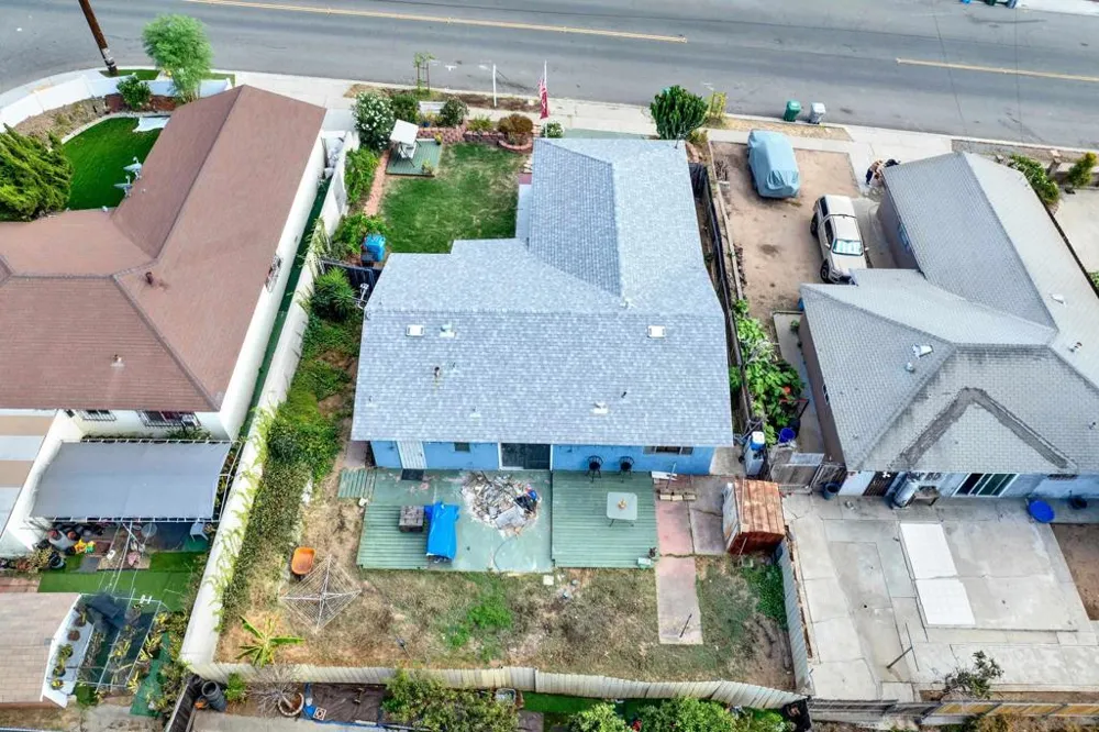 5562 Division San Diego, CA 92114