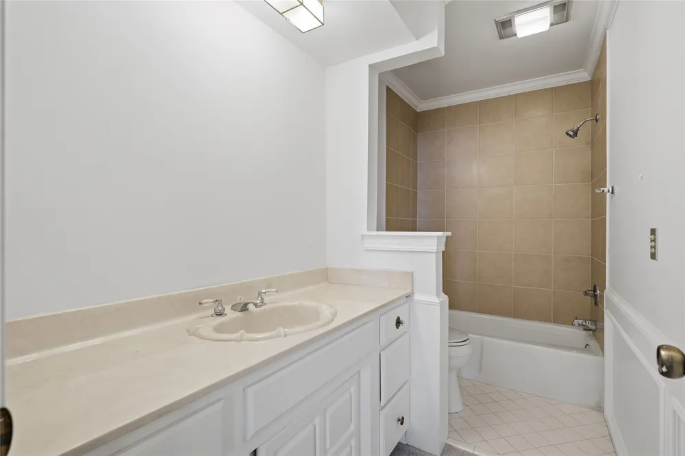 3414 E 59th Street Tulsa, OK 74135