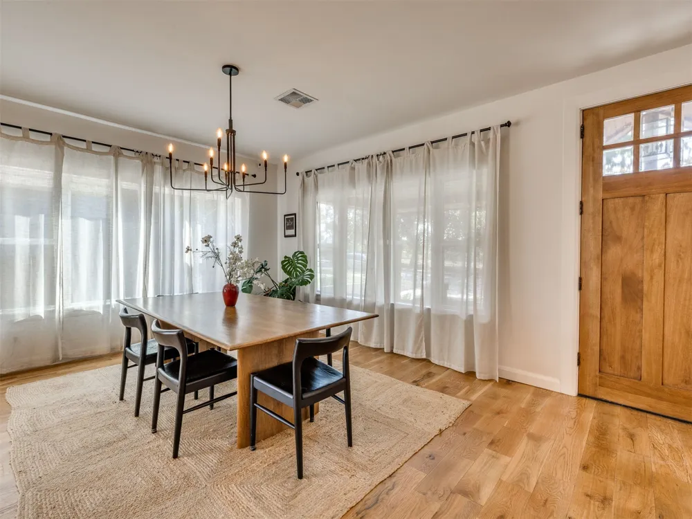 1127 S Norfolk Avenue Tulsa, OK 74120