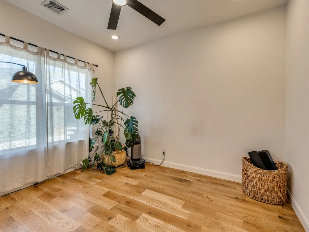 1127 S Norfolk Avenue Tulsa, OK 74120
