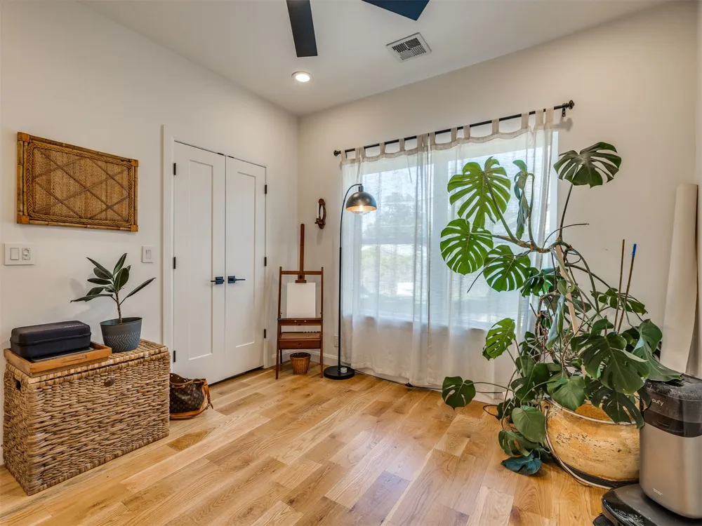 1127 S Norfolk Avenue Tulsa, OK 74120
