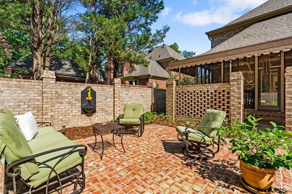 3300 Forsyth Drive Greensboro, NC 27407