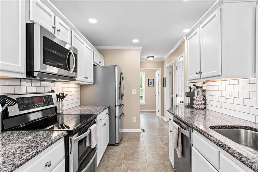 5201 Old Plantation Circle Winston-Salem, NC 27104