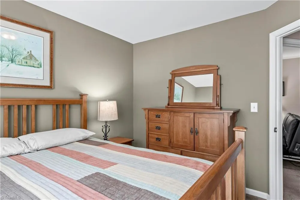 5201 Old Plantation Circle Winston-Salem, NC 27104