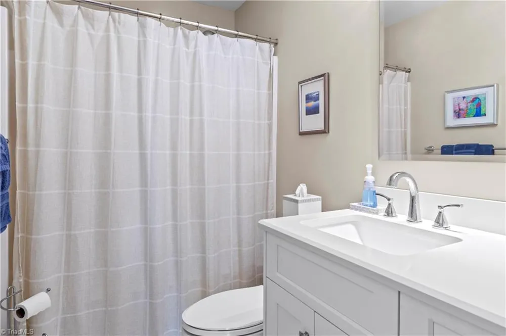5201 Old Plantation Circle Winston-Salem, NC 27104