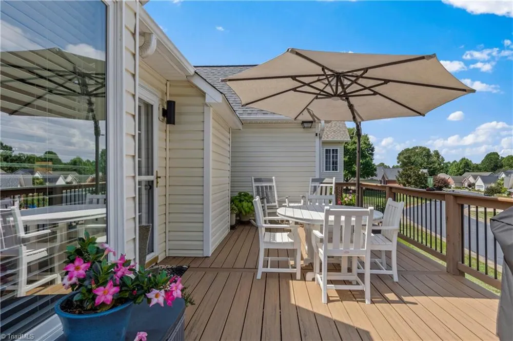 5201 Old Plantation Circle Winston-Salem, NC 27104
