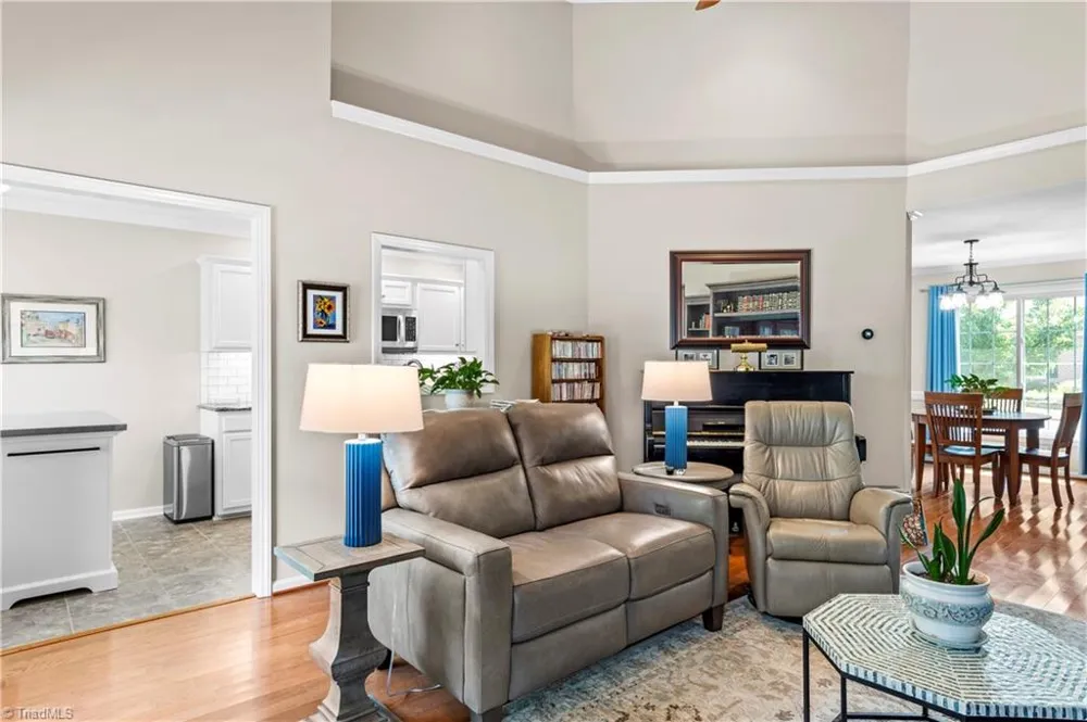 5201 Old Plantation Circle Winston-Salem, NC 27104