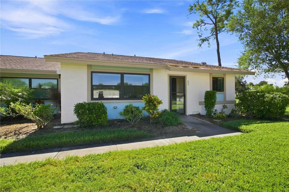 6322 29TH AVENUE W #6400 Bradenton, FL 34209