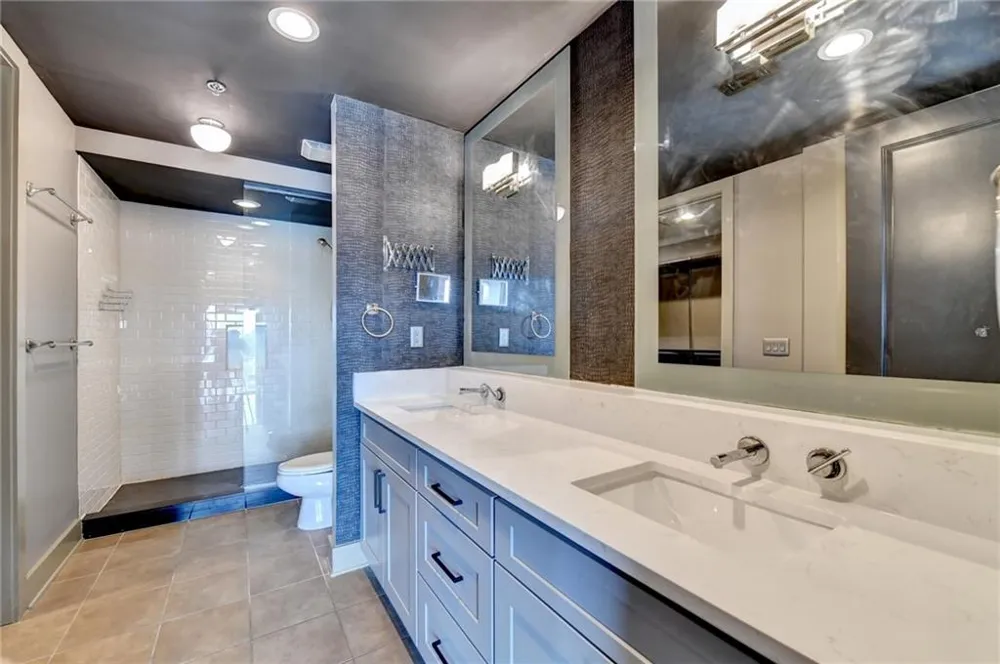 4561 Olde Perimeter Way Unit 910 Way Atlanta, GA 30346
